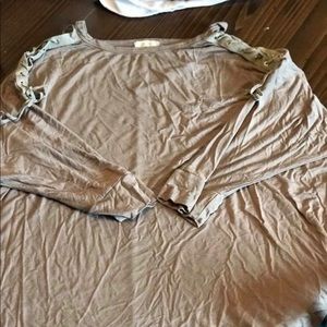 Light brown crop sleeve